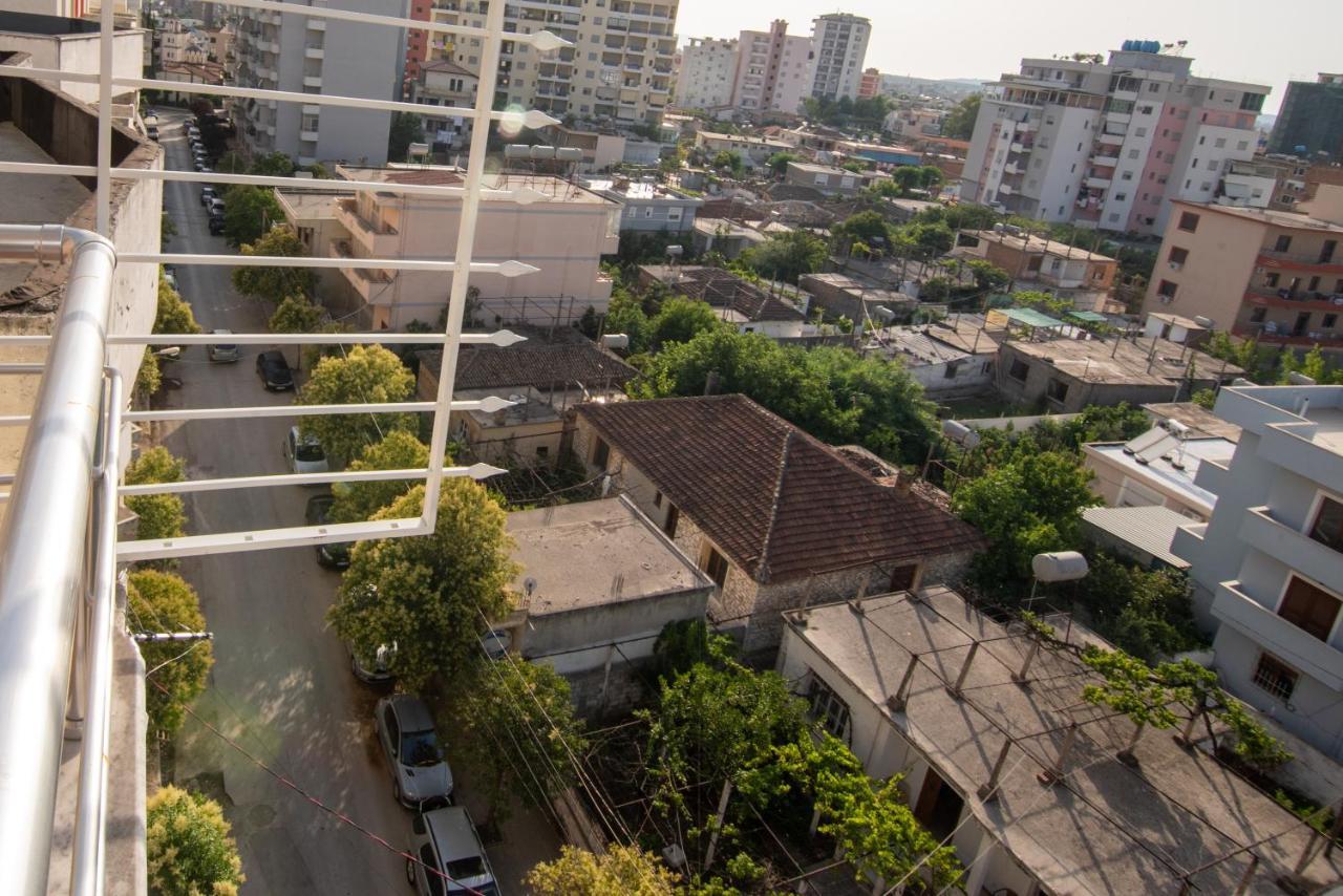 Ami Apartament Vlore Luaran gambar