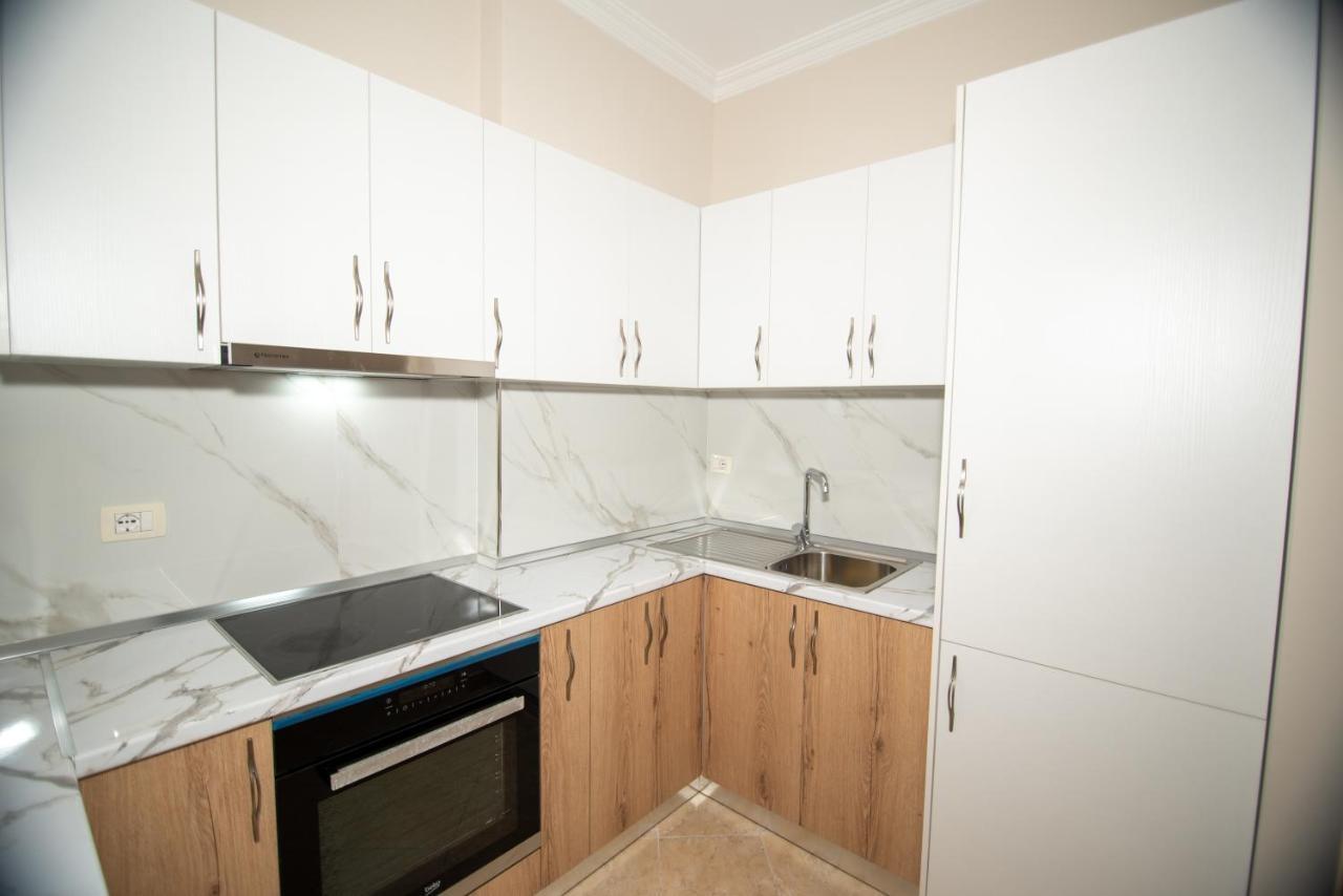 Ami Apartament Vlore Luaran gambar