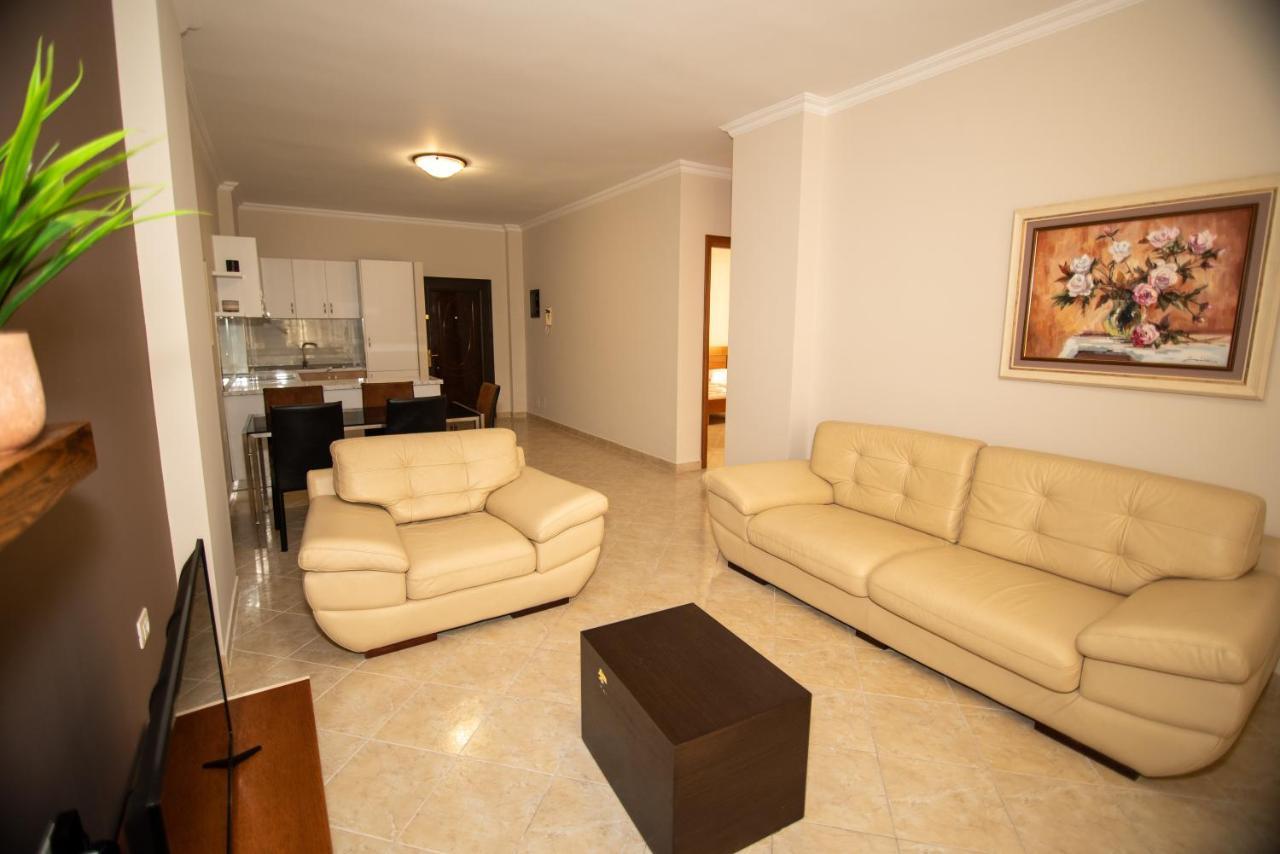 Ami Apartament Vlore Luaran gambar