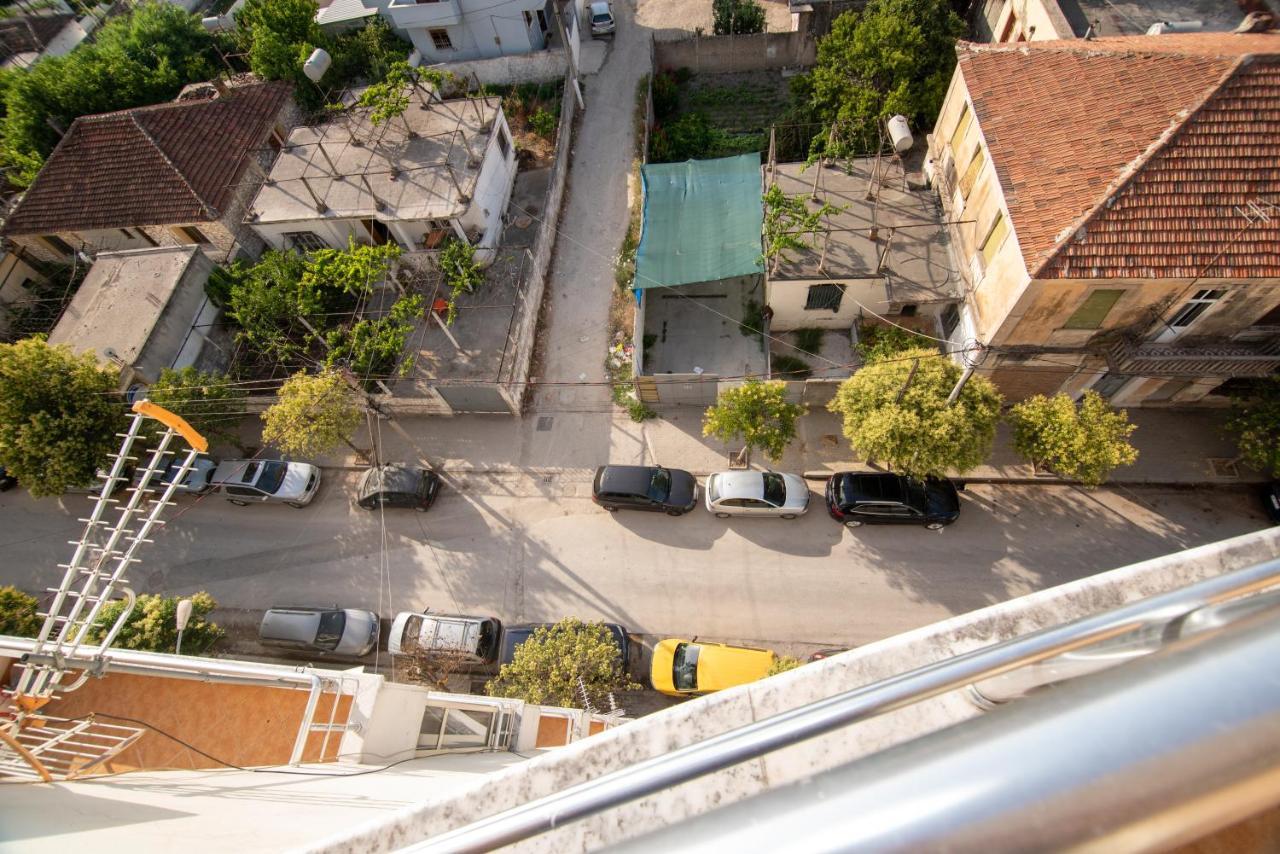 Ami Apartament Vlore Luaran gambar